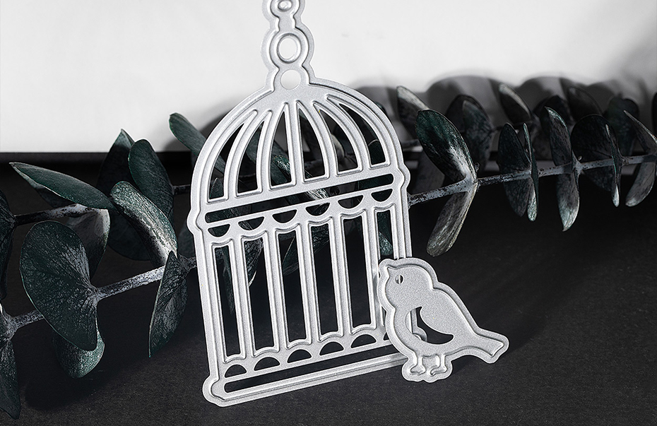 为什么金属工艺礼品比树脂或塑料制品更具收藏与传承价值? 为什么金属工艺礼品比树脂或塑料制品更具收藏与传承价值?